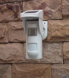 Détecteur extérieur solaire blanc d'alarme de tache avec l'alerte de bruit et de lumière