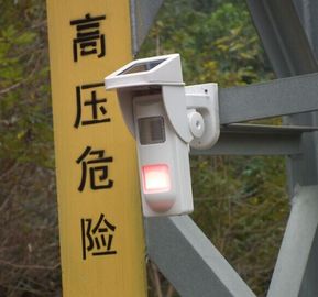 Détecteur extérieur solaire blanc d'alarme de tache avec l'alerte de bruit et de lumière